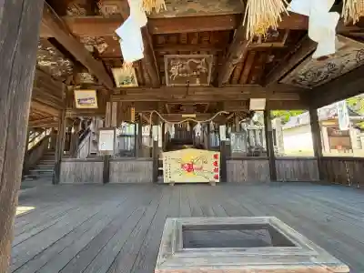 法成寺八幡神社の{uncategorized: "未分類", other: "その他", undefined: "問題あり", building: "その他建物", grave: "お墓", sacred_gate: "鳥居", guardian: "狛犬", statue: "像", buddha: "仏像", history: "歴史", nature: "自然", garden: "庭園", animal: "動物", pagoda: "塔", temizu: "手水舎", mountain_gate: "山門・神門", sanctuary: "本殿・本堂", subordinate: "末社・摂社", art: "芸術", scenery: "景色", jizo: "地蔵", ema: "絵馬", goshuin: "御朱印", omikuji: "おみくじ", items: "授与品その他", amulet: "お守り", goshuincho: "御朱印帳", eats: "食事", festival: "お祭り", votive_dance: "神楽", shichigosan: "七五三参", wedding: "結婚式", experience: "体験その他", initially: "初詣", around: "周辺", anti_infection: "感染症対策"}
