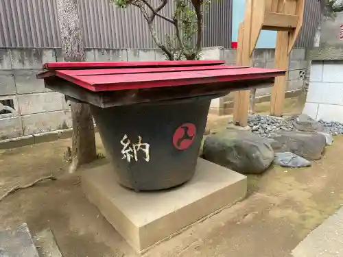 石井神社の{uncategorized: "未分類", other: "その他", undefined: "問題あり", building: "その他建物", grave: "お墓", sacred_gate: "鳥居", guardian: "狛犬", statue: "像", buddha: "仏像", history: "歴史", nature: "自然", garden: "庭園", animal: "動物", pagoda: "塔", temizu: "手水舎", mountain_gate: "山門・神門", sanctuary: "本殿・本堂", subordinate: "末社・摂社", art: "芸術", scenery: "景色", jizo: "地蔵", ema: "絵馬", goshuin: "御朱印", omikuji: "おみくじ", items: "授与品その他", amulet: "お守り", goshuincho: "御朱印帳", eats: "食事", festival: "お祭り", votive_dance: "神楽", shichigosan: "七五三参", wedding: "結婚式", experience: "体験その他", initially: "初詣", around: "周辺", anti_infection: "感染症対策"}