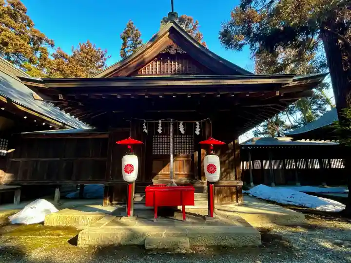 蠶養國神社の{uncategorized: "未分類", other: "その他", undefined: "問題あり", building: "その他建物", grave: "お墓", sacred_gate: "鳥居", guardian: "狛犬", statue: "像", buddha: "仏像", history: "歴史", nature: "自然", garden: "庭園", animal: "動物", pagoda: "塔", temizu: "手水舎", mountain_gate: "山門・神門", sanctuary: "本殿・本堂", subordinate: "末社・摂社", art: "芸術", scenery: "景色", jizo: "地蔵", ema: "絵馬", goshuin: "御朱印", omikuji: "おみくじ", items: "授与品その他", amulet: "お守り", goshuincho: "御朱印帳", eats: "食事", festival: "お祭り", votive_dance: "神楽", shichigosan: "七五三参", wedding: "結婚式", experience: "体験その他", initially: "初詣", around: "周辺", anti_infection: "感染症対策"}