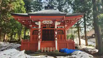 天地金神社（羽黒山神社前宮）(山形県)