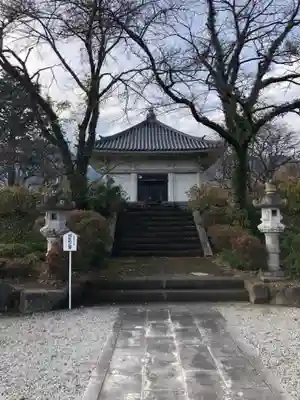 願成寺の本殿・本堂