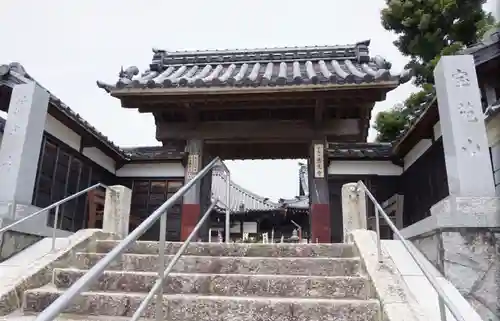 慈光寺の山門