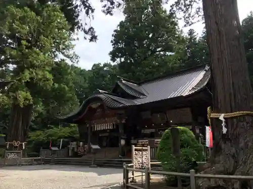 北口本宮冨士浅間神社の本殿