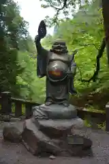 榛名神社の像