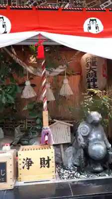本陣狸大明神社の本殿・本堂