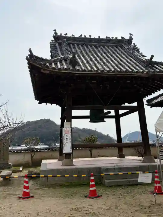浄土寺の{uncategorized: "未分類", other: "その他", undefined: "問題あり", building: "その他建物", grave: "お墓", sacred_gate: "鳥居", guardian: "狛犬", statue: "像", buddha: "仏像", history: "歴史", nature: "自然", garden: "庭園", animal: "動物", pagoda: "塔", temizu: "手水舎", mountain_gate: "山門・神門", sanctuary: "本殿・本堂", subordinate: "末社・摂社", art: "芸術", scenery: "景色", jizo: "地蔵", ema: "絵馬", goshuin: "御朱印", omikuji: "おみくじ", items: "授与品その他", amulet: "お守り", goshuincho: "御朱印帳", eats: "食事", festival: "お祭り", votive_dance: "神楽", shichigosan: "七五三参", wedding: "結婚式", experience: "体験その他", initially: "初詣", around: "周辺", anti_infection: "感染症対策"}