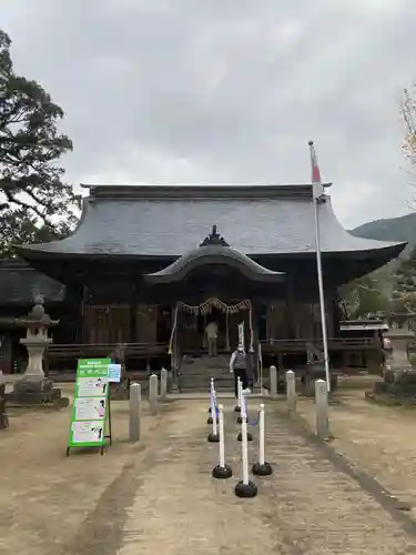 與止日女神社の本殿