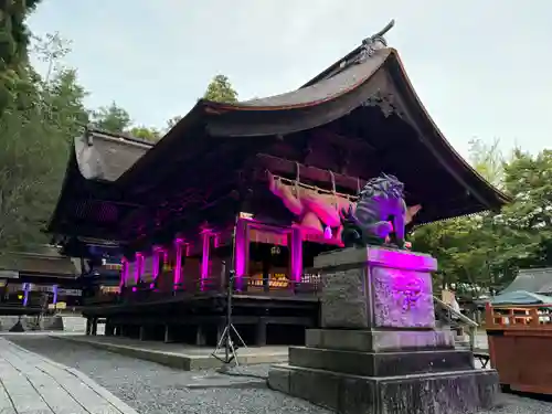 諏訪大社下社秋宮(長野県)