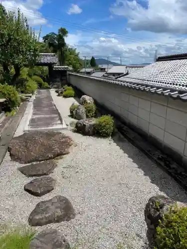 福寿寺の庭園