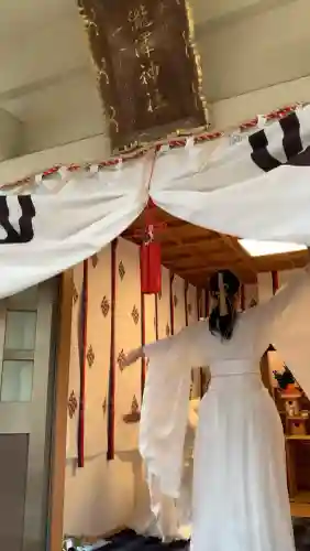 瀧澤神社の{uncategorized: "未分類", other: "その他", undefined: "問題あり", building: "その他建物", grave: "お墓", sacred_gate: "鳥居", guardian: "狛犬", statue: "像", buddha: "仏像", history: "歴史", nature: "自然", garden: "庭園", animal: "動物", pagoda: "塔", temizu: "手水舎", mountain_gate: "山門・神門", sanctuary: "本殿・本堂", subordinate: "末社・摂社", art: "芸術", scenery: "景色", jizo: "地蔵", ema: "絵馬", goshuin: "御朱印", omikuji: "おみくじ", items: "授与品その他", amulet: "お守り", goshuincho: "御朱印帳", eats: "食事", festival: "お祭り", votive_dance: "神楽", shichigosan: "七五三参", wedding: "結婚式", experience: "体験その他", initially: "初詣", around: "周辺", anti_infection: "感染症対策"}