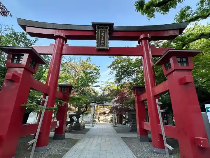 彌彦神社 (伊夜日子神社)の鳥居