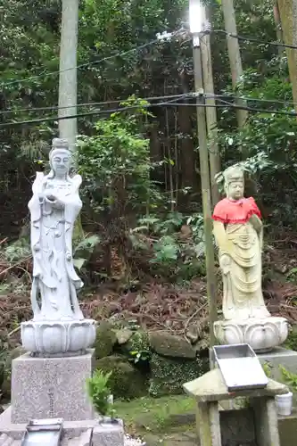 宝山寺奥之院(奈良県)