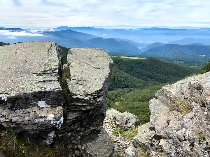 禰固岳神社の景色