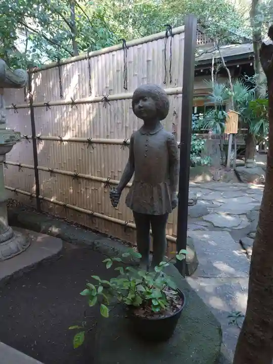 駒木諏訪神社の像