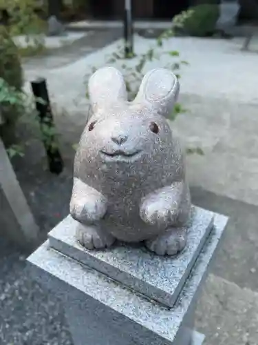 岡崎神社の{uncategorized: "未分類", other: "その他", undefined: "問題あり", building: "その他建物", grave: "お墓", sacred_gate: "鳥居", guardian: "狛犬", statue: "像", buddha: "仏像", history: "歴史", nature: "自然", garden: "庭園", animal: "動物", pagoda: "塔", temizu: "手水舎", mountain_gate: "山門・神門", sanctuary: "本殿・本堂", subordinate: "末社・摂社", art: "芸術", scenery: "景色", jizo: "地蔵", ema: "絵馬", goshuin: "御朱印", omikuji: "おみくじ", items: "授与品その他", amulet: "お守り", goshuincho: "御朱印帳", eats: "食事", festival: "お祭り", votive_dance: "神楽", shichigosan: "七五三参", wedding: "結婚式", experience: "体験その他", initially: "初詣", around: "周辺", anti_infection: "感染症対策"}