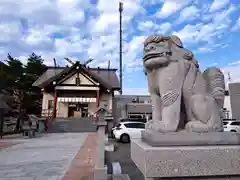 新川皇大神社の狛犬