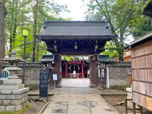 赤坂氷川神社の山門・神門