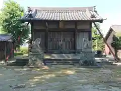 神明社の本殿