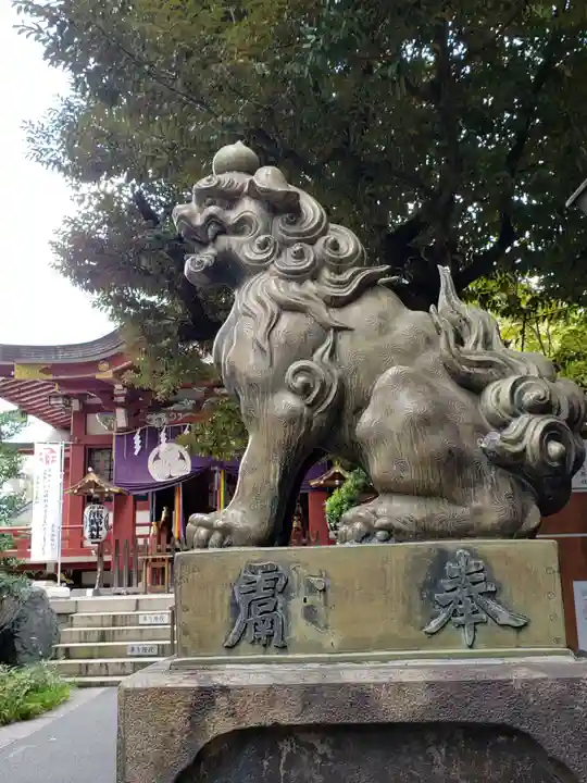 青山熊野神社の狛犬