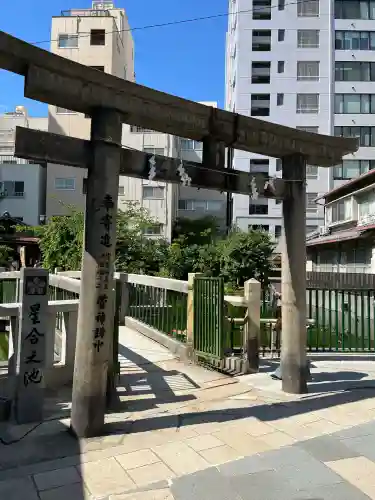 大阪天満宮の{uncategorized: "未分類", other: "その他", undefined: "問題あり", building: "その他建物", grave: "お墓", sacred_gate: "鳥居", guardian: "狛犬", statue: "像", buddha: "仏像", history: "歴史", nature: "自然", garden: "庭園", animal: "動物", pagoda: "塔", temizu: "手水舎", mountain_gate: "山門・神門", sanctuary: "本殿・本堂", subordinate: "末社・摂社", art: "芸術", scenery: "景色", jizo: "地蔵", ema: "絵馬", goshuin: "御朱印", omikuji: "おみくじ", items: "授与品その他", amulet: "お守り", goshuincho: "御朱印帳", eats: "食事", festival: "お祭り", votive_dance: "神楽", shichigosan: "七五三参", wedding: "結婚式", experience: "体験その他", initially: "初詣", around: "周辺", anti_infection: "感染症対策"}