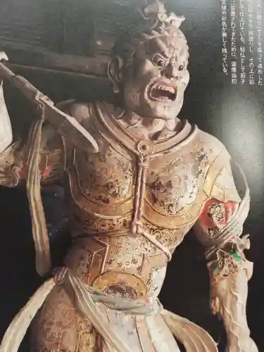 東大寺 法華堂（三月堂）の{uncategorized: "未分類", other: "その他", undefined: "問題あり", building: "その他建物", grave: "お墓", sacred_gate: "鳥居", guardian: "狛犬", statue: "像", buddha: "仏像", history: "歴史", nature: "自然", garden: "庭園", animal: "動物", pagoda: "塔", temizu: "手水舎", mountain_gate: "山門・神門", sanctuary: "本殿・本堂", subordinate: "末社・摂社", art: "芸術", scenery: "景色", jizo: "地蔵", ema: "絵馬", goshuin: "御朱印", omikuji: "おみくじ", items: "授与品その他", amulet: "お守り", goshuincho: "御朱印帳", eats: "食事", festival: "お祭り", votive_dance: "神楽", shichigosan: "七五三参", wedding: "結婚式", experience: "体験その他", initially: "初詣", around: "周辺", anti_infection: "感染症対策"}