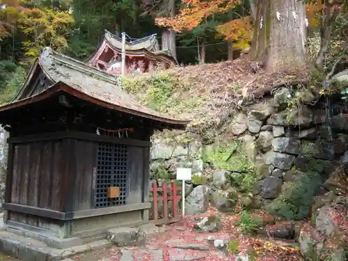 談山神社の末社