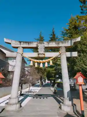 草加神社の鳥居