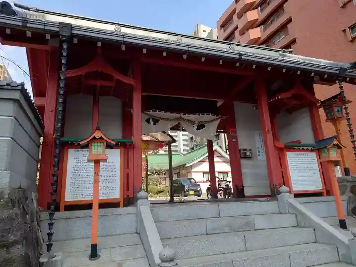 仙台大神宮の山門・神門