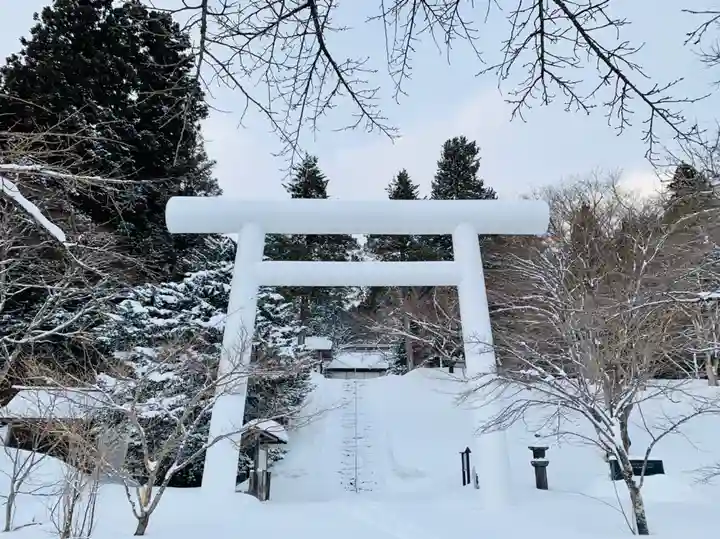 土津神社|こどもと出世の神さまの鳥居