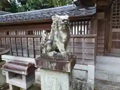 八柱神社の狛犬