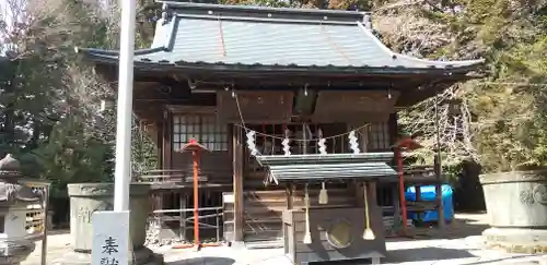 瀧尾神社の本殿