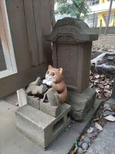 前原御嶽神社の末社