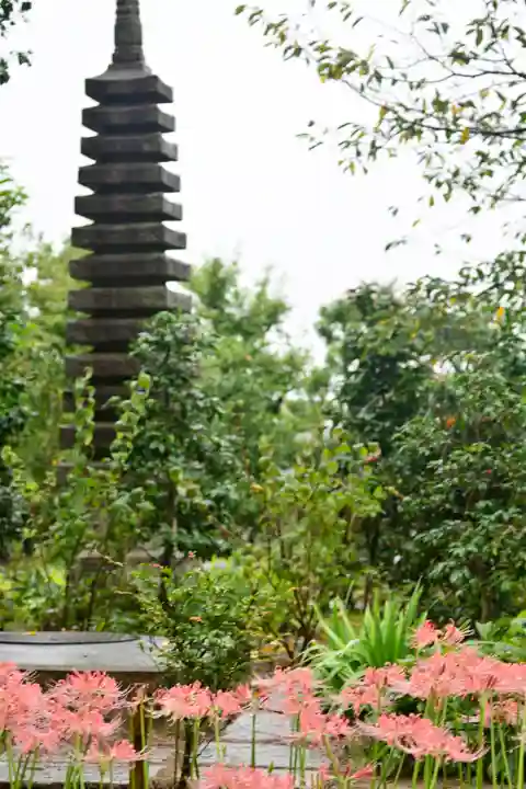 横浜 西方寺の塔