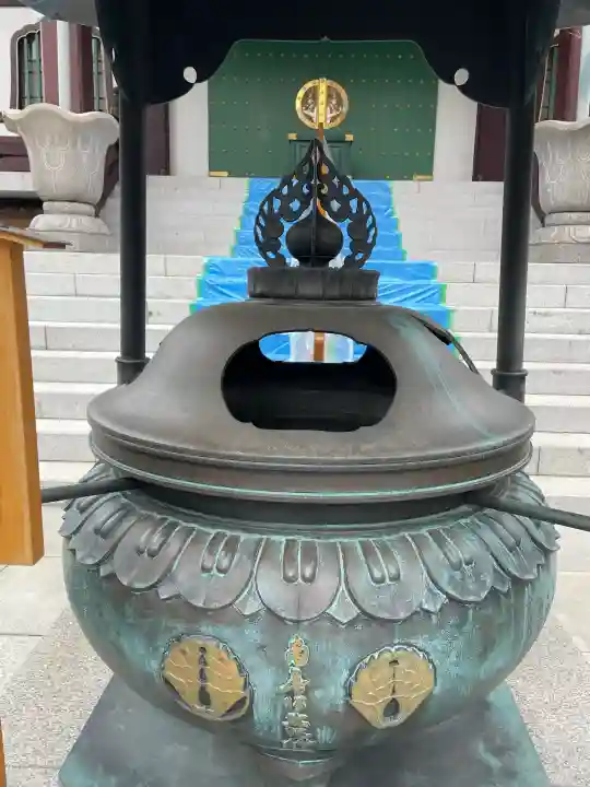 源長寺の{uncategorized: "未分類", other: "その他", undefined: "問題あり", building: "その他建物", grave: "お墓", sacred_gate: "鳥居", guardian: "狛犬", statue: "像", buddha: "仏像", history: "歴史", nature: "自然", garden: "庭園", animal: "動物", pagoda: "塔", temizu: "手水舎", mountain_gate: "山門・神門", sanctuary: "本殿・本堂", subordinate: "末社・摂社", art: "芸術", scenery: "景色", jizo: "地蔵", ema: "絵馬", goshuin: "御朱印", omikuji: "おみくじ", items: "授与品その他", amulet: "お守り", goshuincho: "御朱印帳", eats: "食事", festival: "お祭り", votive_dance: "神楽", shichigosan: "七五三参", wedding: "結婚式", experience: "体験その他", initially: "初詣", around: "周辺", anti_infection: "感染症対策"}