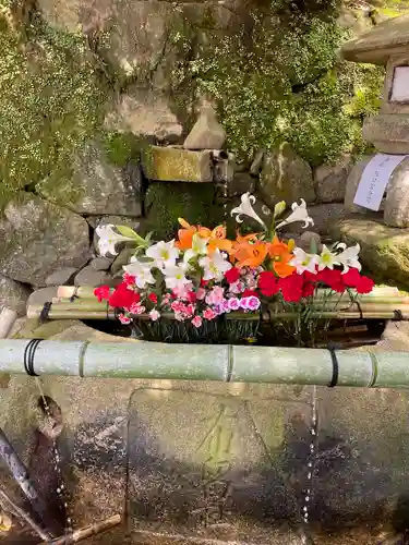 石上神宮の手水舎