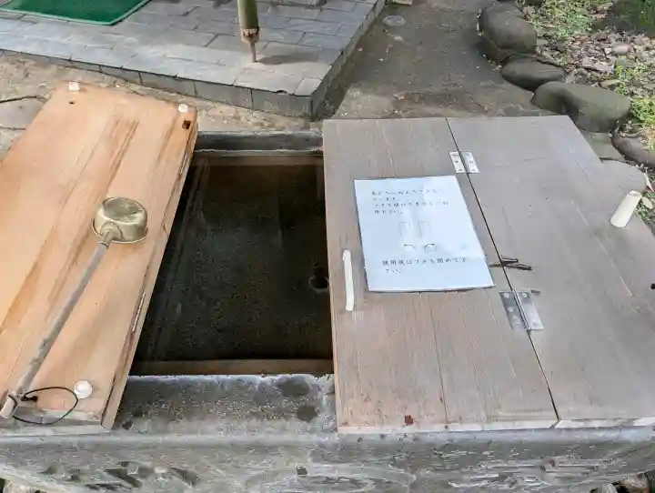 八幡橋八幡神社の{uncategorized: "未分類", other: "その他", undefined: "問題あり", building: "その他建物", grave: "お墓", sacred_gate: "鳥居", guardian: "狛犬", statue: "像", buddha: "仏像", history: "歴史", nature: "自然", garden: "庭園", animal: "動物", pagoda: "塔", temizu: "手水舎", mountain_gate: "山門・神門", sanctuary: "本殿・本堂", subordinate: "末社・摂社", art: "芸術", scenery: "景色", jizo: "地蔵", ema: "絵馬", goshuin: "御朱印", omikuji: "おみくじ", items: "授与品その他", amulet: "お守り", goshuincho: "御朱印帳", eats: "食事", festival: "お祭り", votive_dance: "神楽", shichigosan: "七五三参", wedding: "結婚式", experience: "体験その他", initially: "初詣", around: "周辺", anti_infection: "感染症対策"}