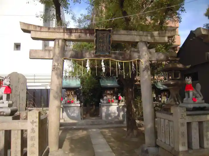 玉造稲荷神社の末社・摂社