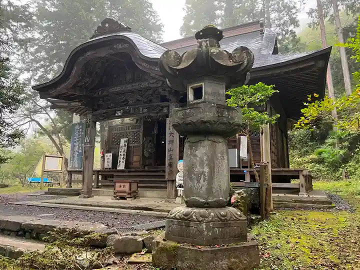 真福寺の本殿・本堂