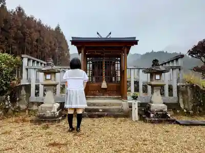六柱神社(榛原石田)の本殿・本堂