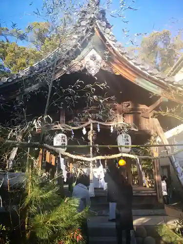 新溝神社の本殿