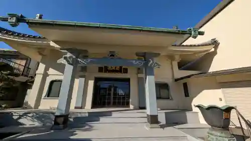 啓運寺の{uncategorized: "未分類", other: "その他", undefined: "問題あり", building: "その他建物", grave: "お墓", sacred_gate: "鳥居", guardian: "狛犬", statue: "像", buddha: "仏像", history: "歴史", nature: "自然", garden: "庭園", animal: "動物", pagoda: "塔", temizu: "手水舎", mountain_gate: "山門・神門", sanctuary: "本殿・本堂", subordinate: "末社・摂社", art: "芸術", scenery: "景色", jizo: "地蔵", ema: "絵馬", goshuin: "御朱印", omikuji: "おみくじ", items: "授与品その他", amulet: "お守り", goshuincho: "御朱印帳", eats: "食事", festival: "お祭り", votive_dance: "神楽", shichigosan: "七五三参", wedding: "結婚式", experience: "体験その他", initially: "初詣", around: "周辺", anti_infection: "感染症対策"}