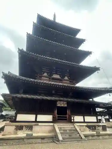 法隆寺の{uncategorized: "未分類", other: "その他", undefined: "問題あり", building: "その他建物", grave: "お墓", sacred_gate: "鳥居", guardian: "狛犬", statue: "像", buddha: "仏像", history: "歴史", nature: "自然", garden: "庭園", animal: "動物", pagoda: "塔", temizu: "手水舎", mountain_gate: "山門・神門", sanctuary: "本殿・本堂", subordinate: "末社・摂社", art: "芸術", scenery: "景色", jizo: "地蔵", ema: "絵馬", goshuin: "御朱印", omikuji: "おみくじ", items: "授与品その他", amulet: "お守り", goshuincho: "御朱印帳", eats: "食事", festival: "お祭り", votive_dance: "神楽", shichigosan: "七五三参", wedding: "結婚式", experience: "体験その他", initially: "初詣", around: "周辺", anti_infection: "感染症対策"}