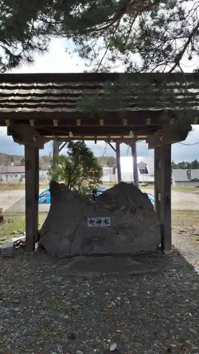 早来神社の手水舎