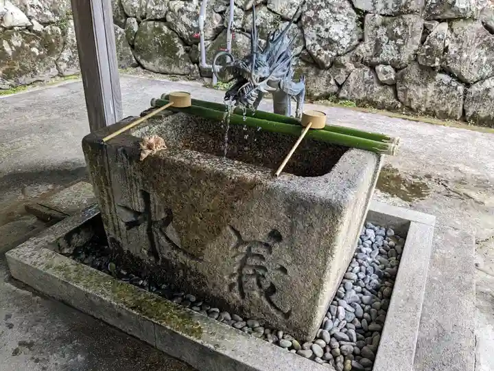 天之御中主尊神社の手水舎