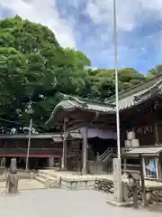 雀神社の本殿