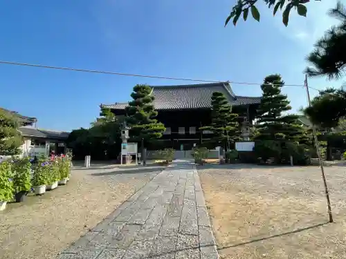 常楽寺の本殿・本堂
