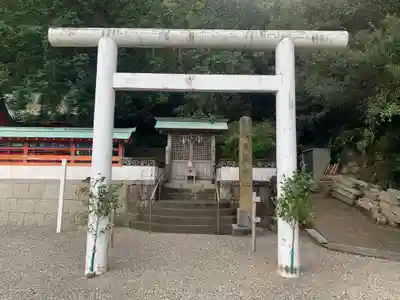勝浦八幡神社の末社・摂社