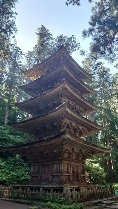 出羽神社(出羽三山神社)~三神合祭殿~(山形県)