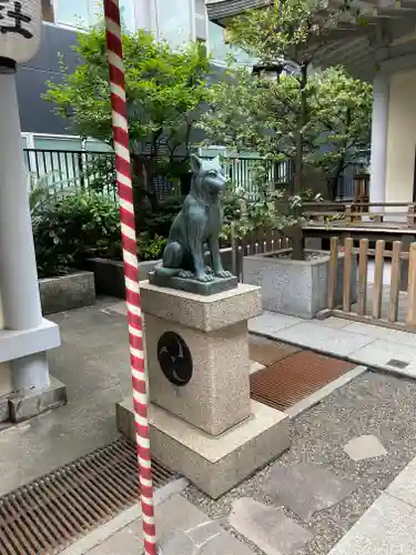 宮益御嶽神社の狛犬