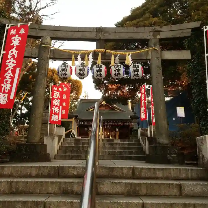 中野沼袋氷川神社の鳥居